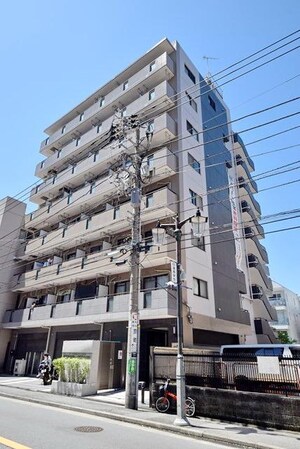 ベルビー川崎の物件外観写真